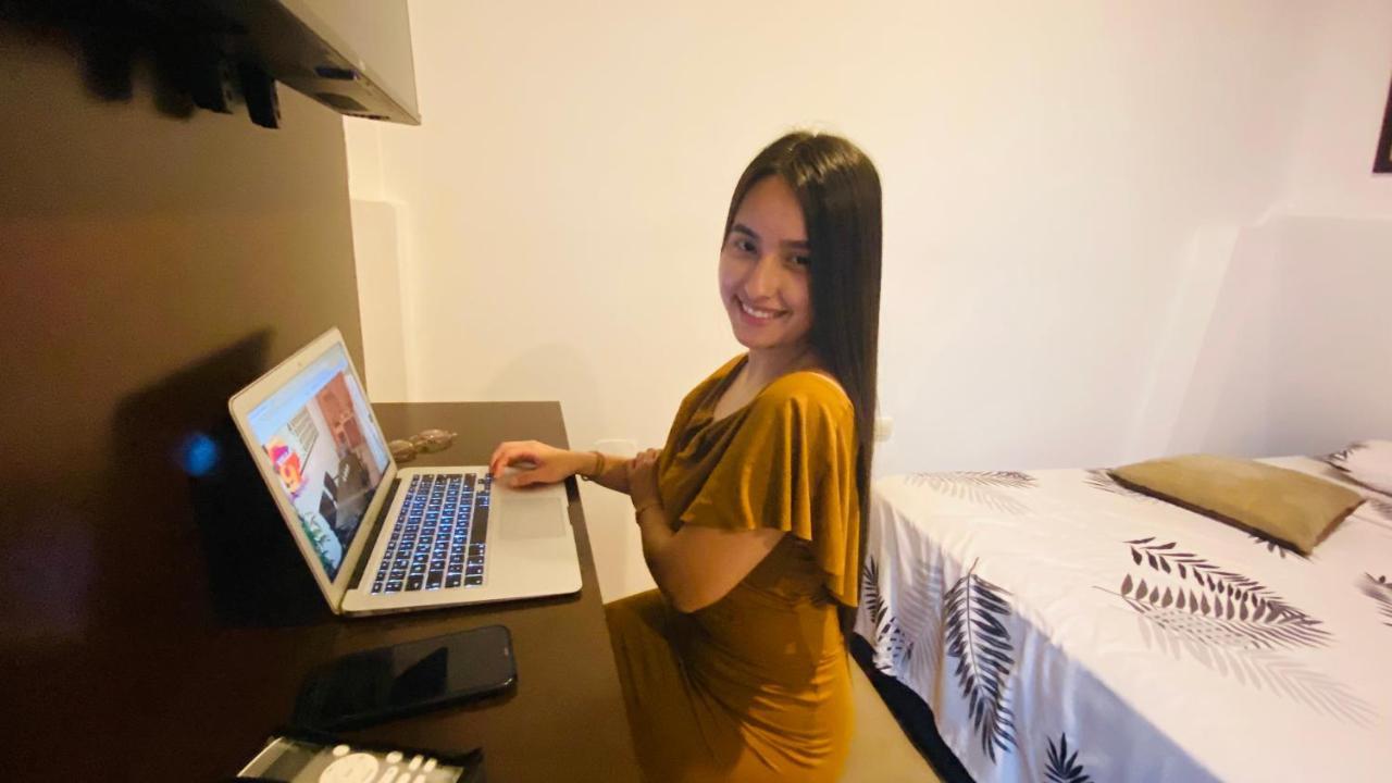 Hostal Villa 97 グアヤキル エクステリア 写真